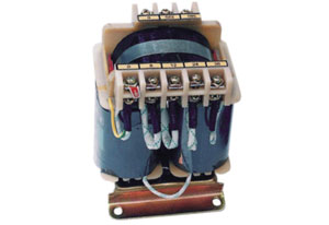 對控制變壓器不太熟悉的朋友,也許會有這樣的疑問,控制變壓器為什么要干燥？有這個必要嗎？旗正在此告訴大家：控制變壓器做干燥處理是很有必要的。